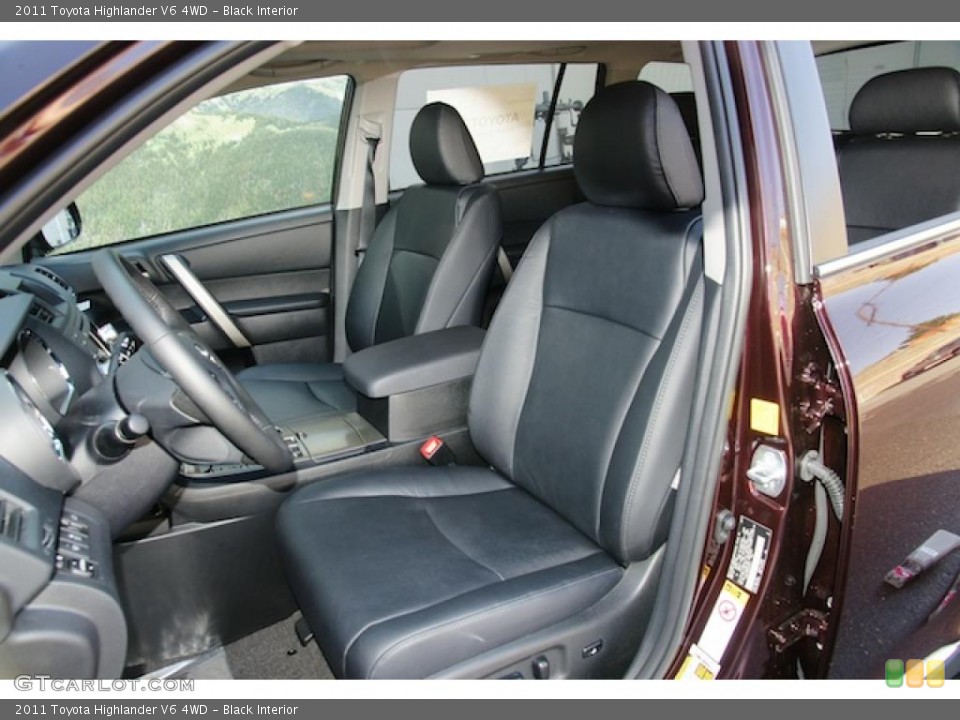 Black Interior Photo for the 2011 Toyota Highlander V6 4WD #47162268