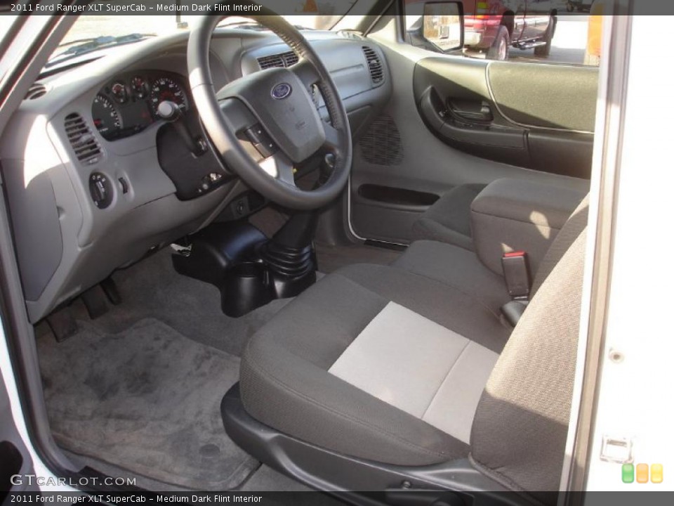 Medium Dark Flint Interior Photo for the 2011 Ford Ranger XLT SuperCab #47165319