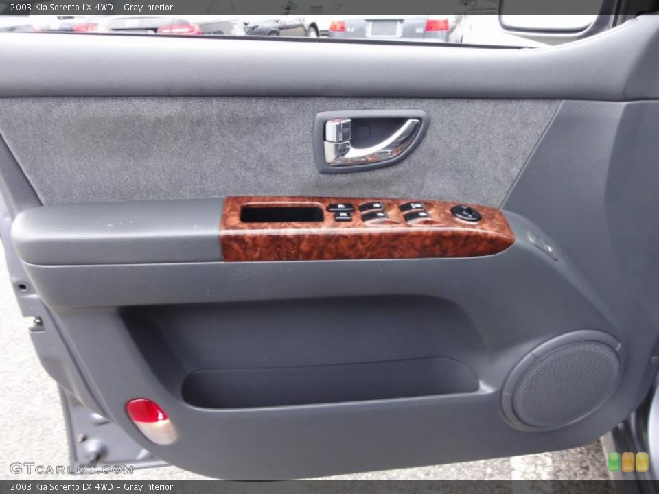 Gray Interior Door Panel for the 2003 Kia Sorento LX 4WD #47168940