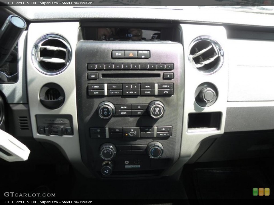 Steel Gray Interior Controls for the 2011 Ford F150 XLT SuperCrew #47169270