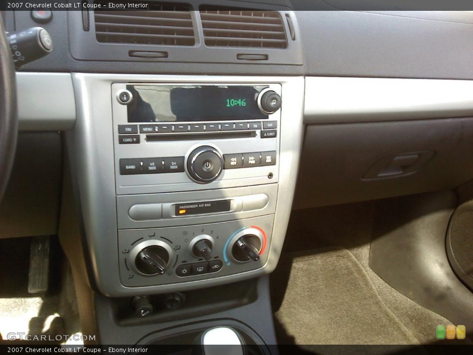 Ebony Interior Controls for the 2007 Chevrolet Cobalt LT Coupe #47170800