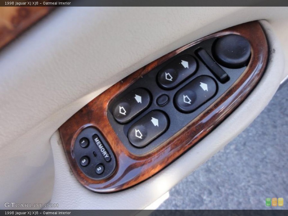 Oatmeal Interior Controls for the 1998 Jaguar XJ XJ8 #47171718