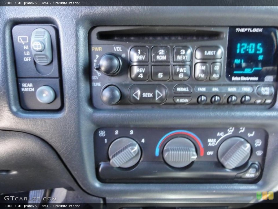 Graphite Interior Controls for the 2000 GMC Jimmy SLE 4x4 #47172396