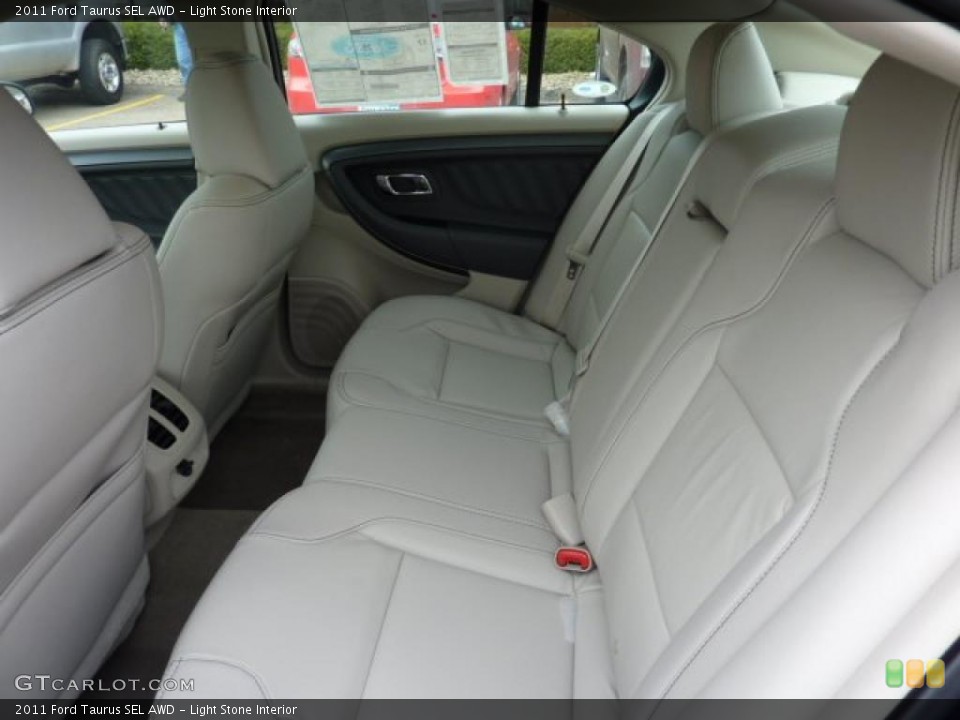 Light Stone Interior Photo for the 2011 Ford Taurus SEL AWD #47173017
