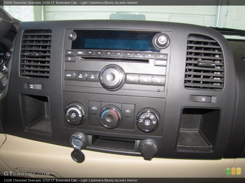 Light Cashmere/Ebony Accents Interior Controls for the 2008 Chevrolet Silverado 1500 LT Extended Cab #47178627