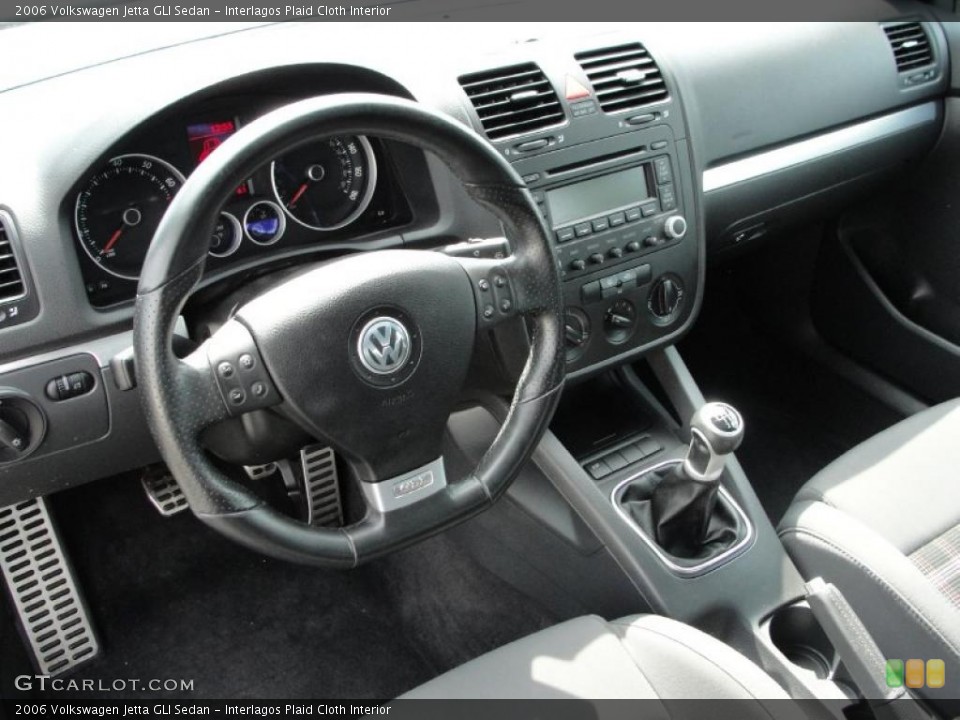 Interlagos Plaid Cloth Interior Photo for the 2006 Volkswagen Jetta GLI Sedan #47183463