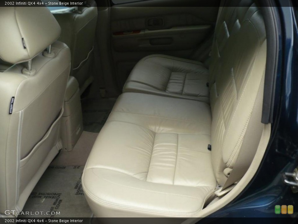 Stone Beige Interior Photo for the 2002 Infiniti QX4 4x4 #47186658