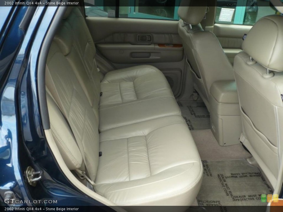 Stone Beige Interior Photo for the 2002 Infiniti QX4 4x4 #47186673