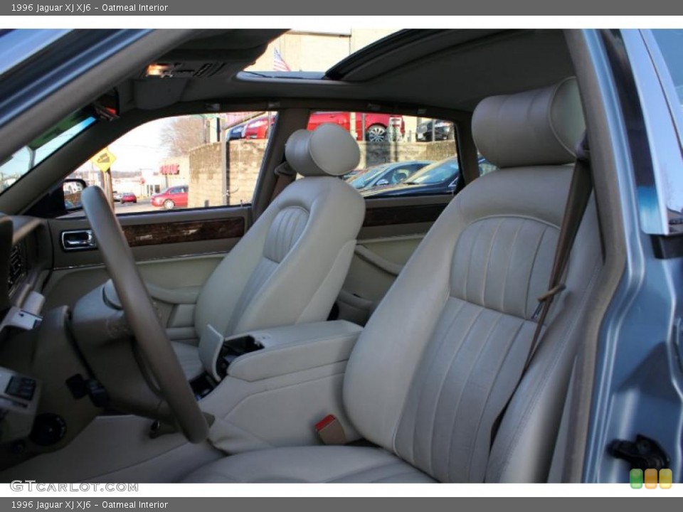 Oatmeal Interior Photo for the 1996 Jaguar XJ XJ6 #47187708