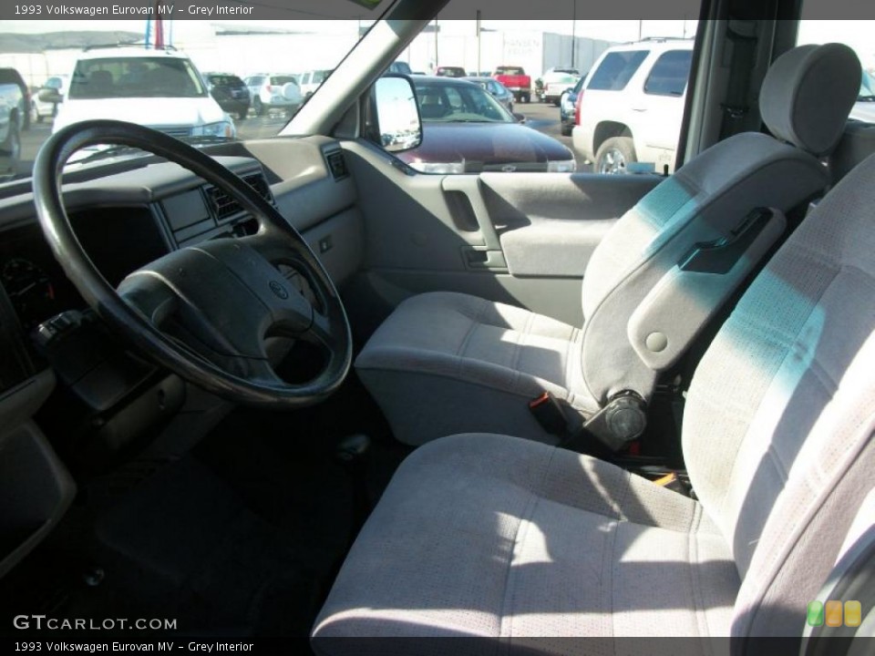 Grey Interior Photo for the 1993 Volkswagen Eurovan MV #47188212