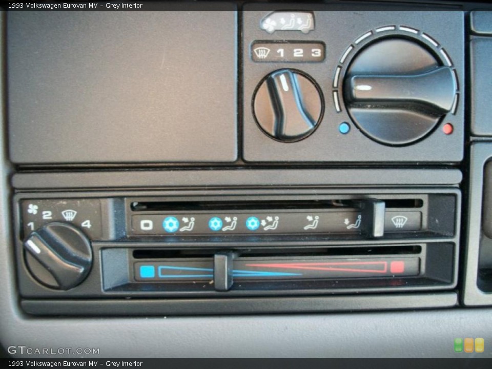 Grey Interior Controls for the 1993 Volkswagen Eurovan MV #47188245