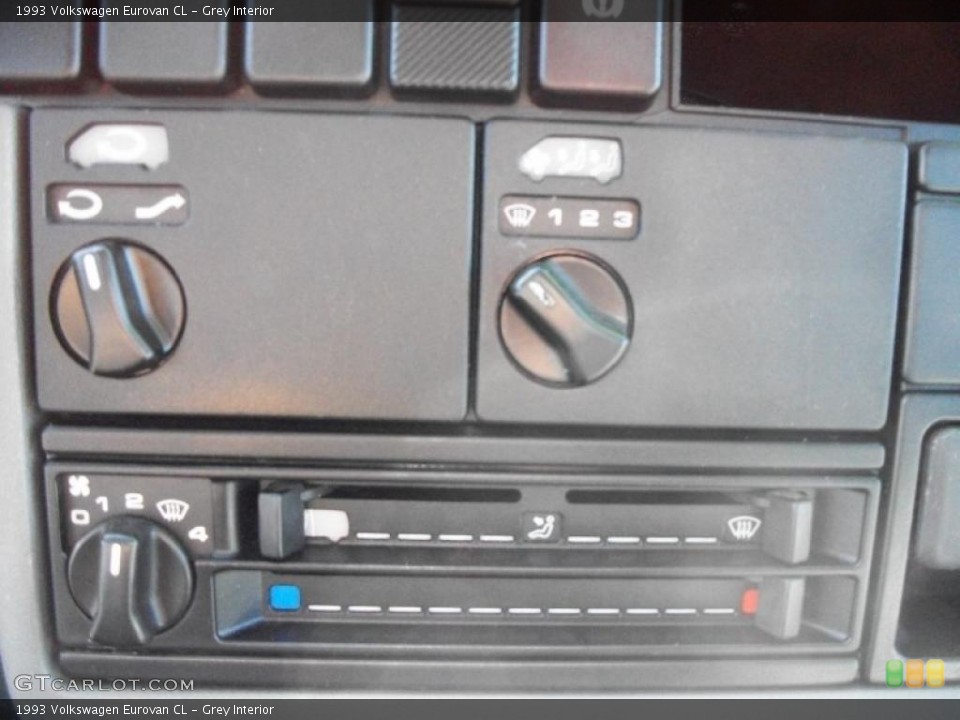 Grey Interior Controls for the 1993 Volkswagen Eurovan CL #47188386