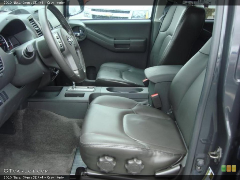 Gray Interior Photo for the 2010 Nissan Xterra SE 4x4 #47188737