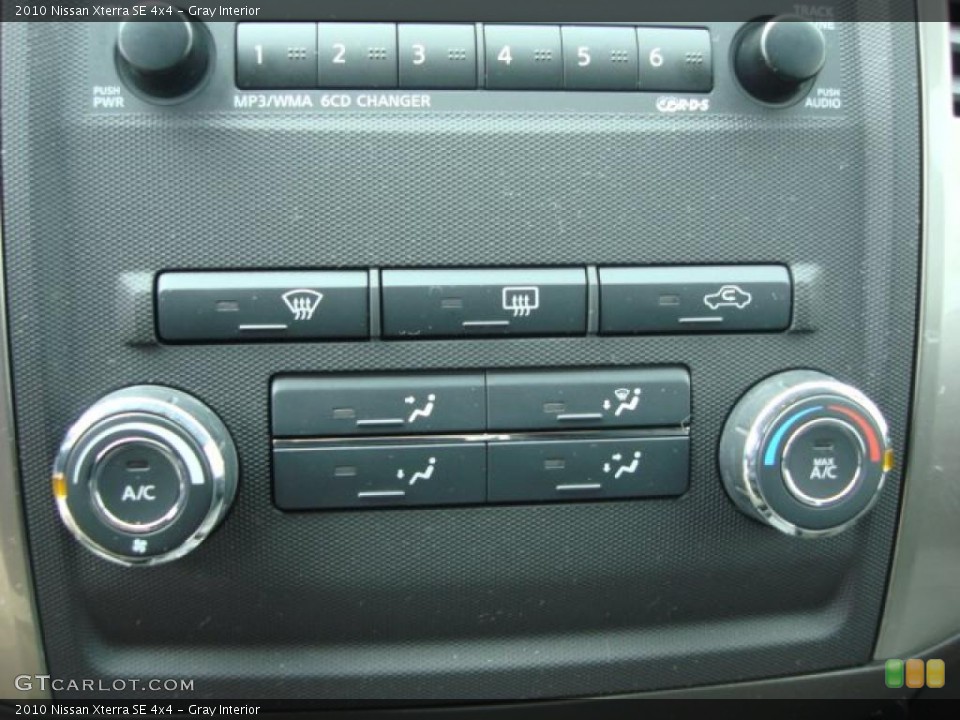 Gray Interior Controls for the 2010 Nissan Xterra SE 4x4 #47188752