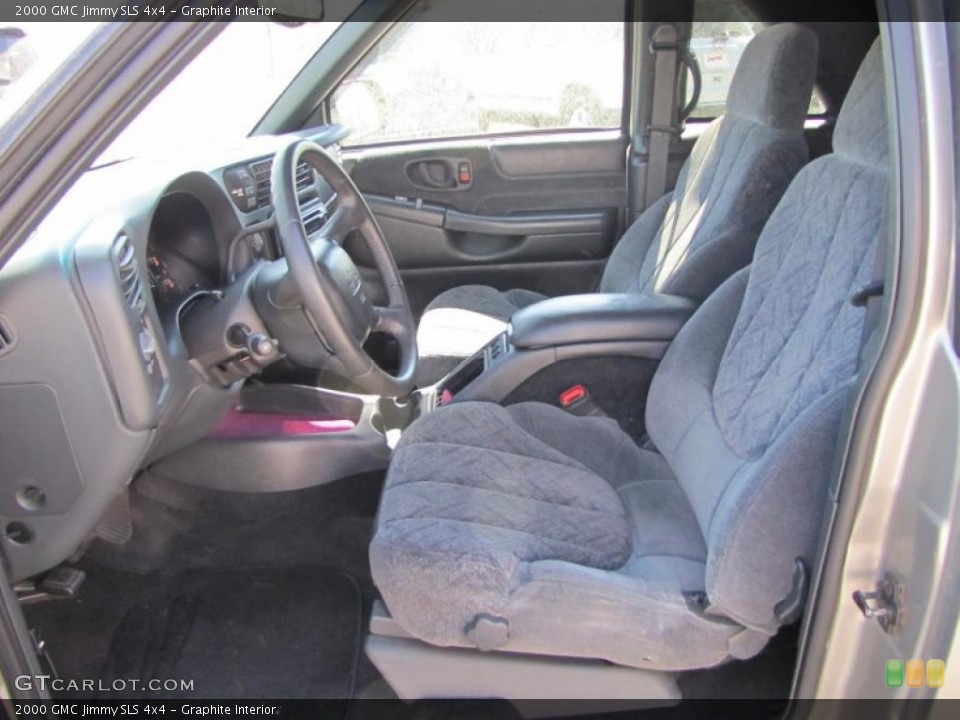 Graphite Interior Photo for the 2000 GMC Jimmy SLS 4x4 #47192369