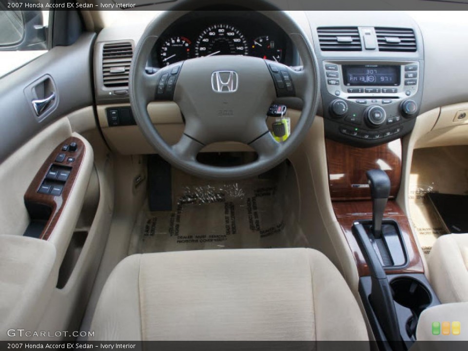 Ivory Interior Dashboard for the 2007 Honda Accord EX Sedan #47195492