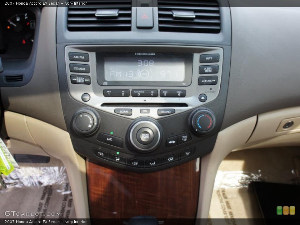 Ivory Interior Controls for the 2007 Honda Accord EX Sedan #47195537
