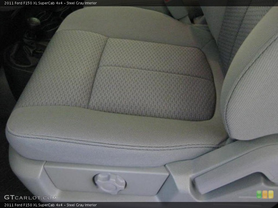 Steel Gray Interior Photo for the 2011 Ford F150 XL SuperCab 4x4 #47196191
