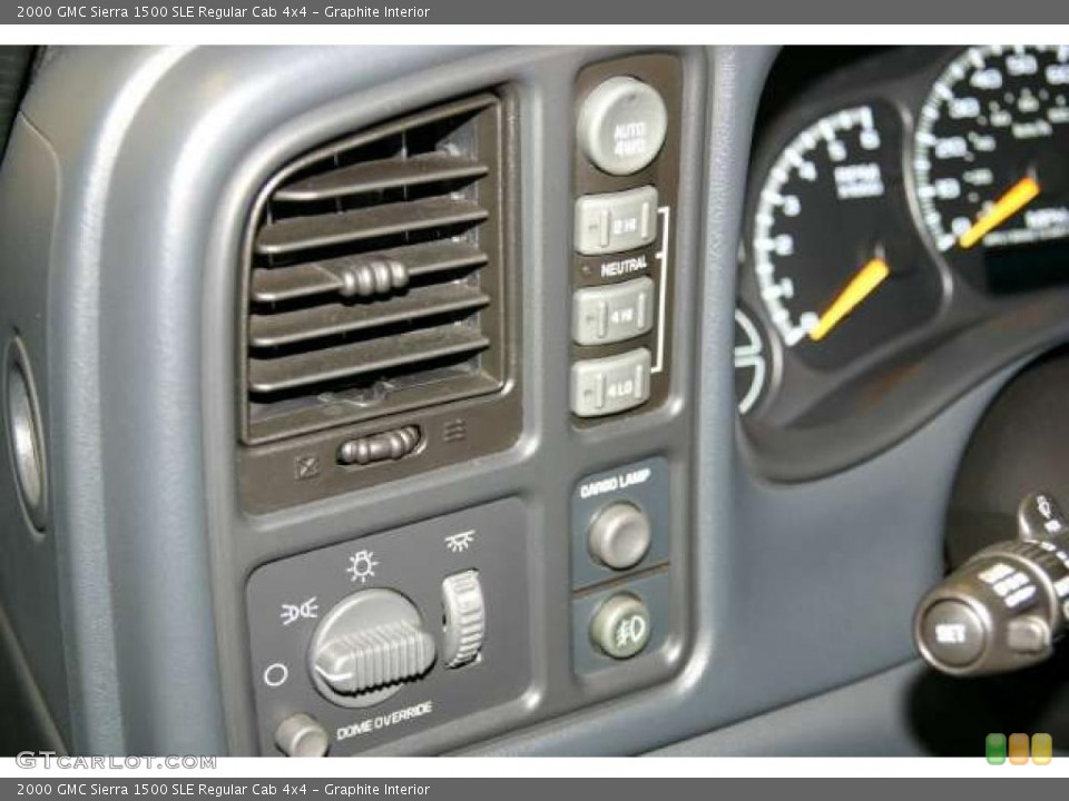 Graphite Interior Controls for the 2000 GMC Sierra 1500 SLE Regular Cab 4x4 #47197064