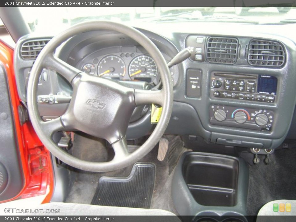 Graphite Interior Dashboard for the 2001 Chevrolet S10 LS Extended Cab 4x4 #47200829