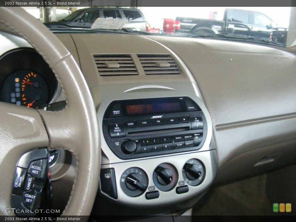 Blond Interior Controls for the 2003 Nissan Altima 2.5 SL #47205536