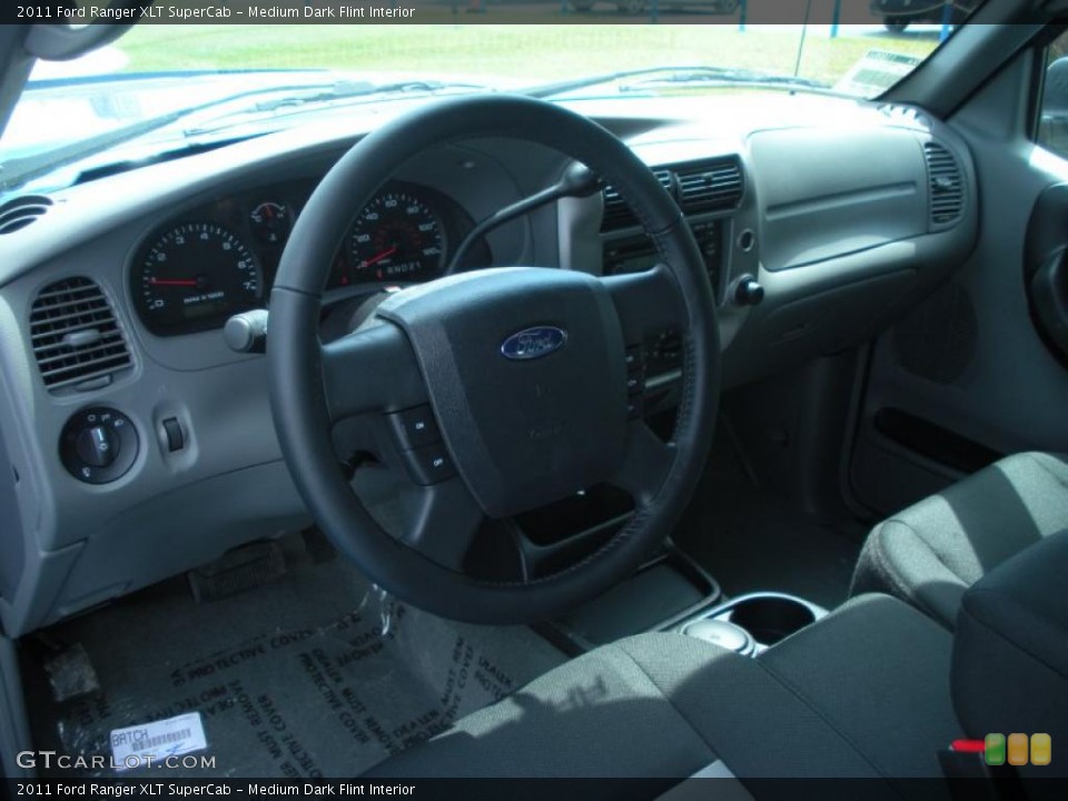 Medium Dark Flint Interior Photo for the 2011 Ford Ranger XLT SuperCab #47206775