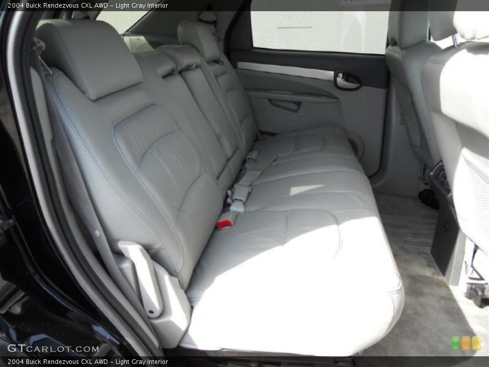 Light Gray Interior Photo for the 2004 Buick Rendezvous CXL AWD #47209928