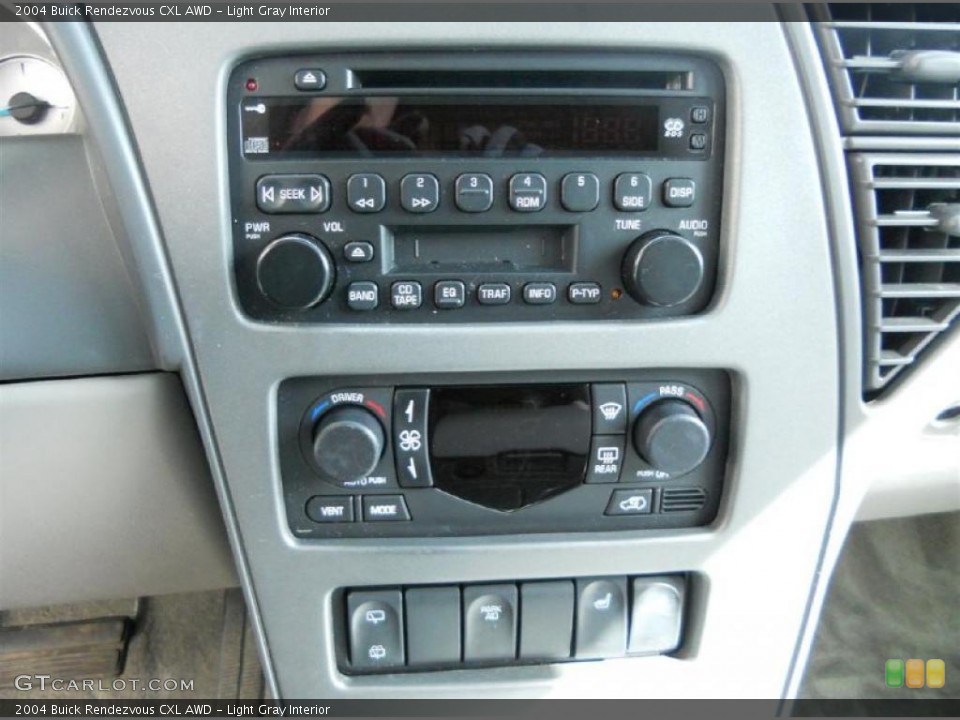Light Gray Interior Controls for the 2004 Buick Rendezvous CXL AWD #47210177