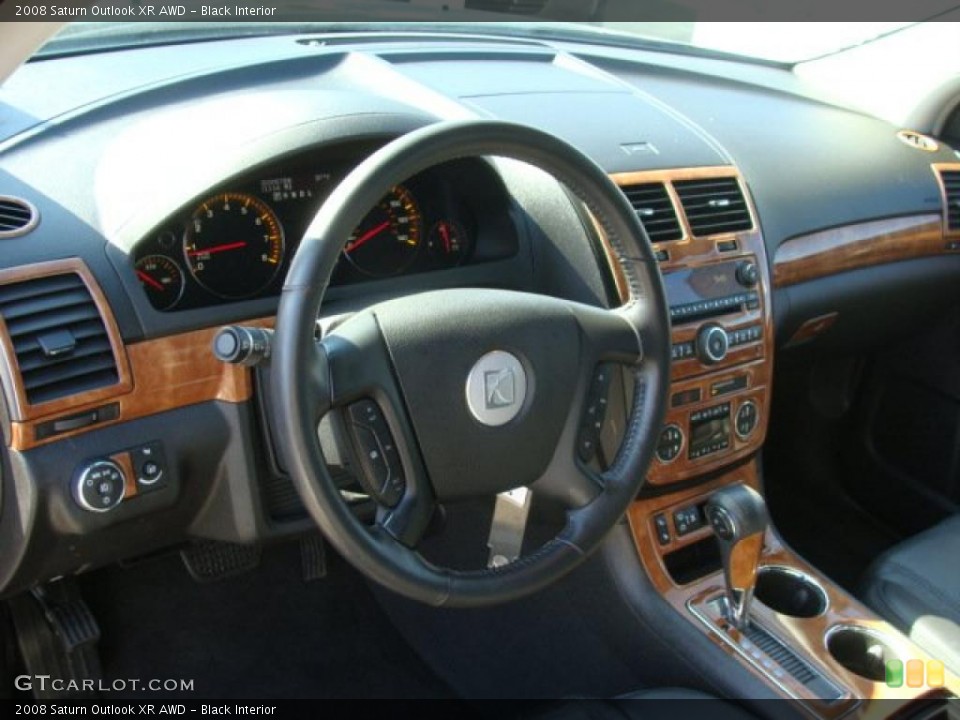 Black 2008 Saturn Outlook Interiors