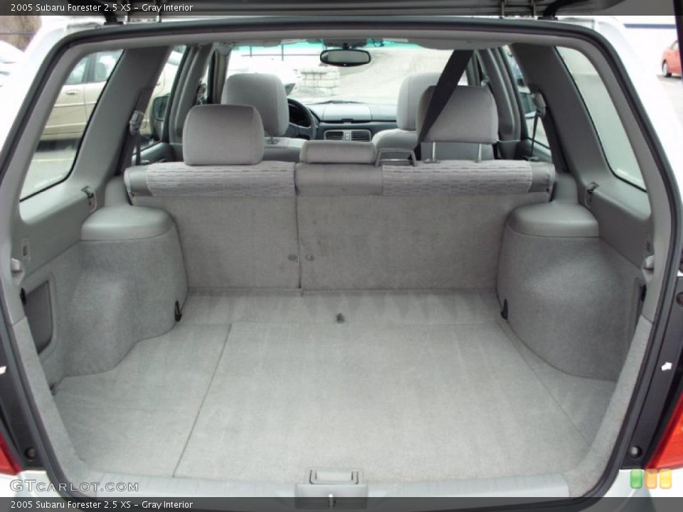 Gray Interior Trunk for the 2005 Subaru Forester 2.5 XS #47213429