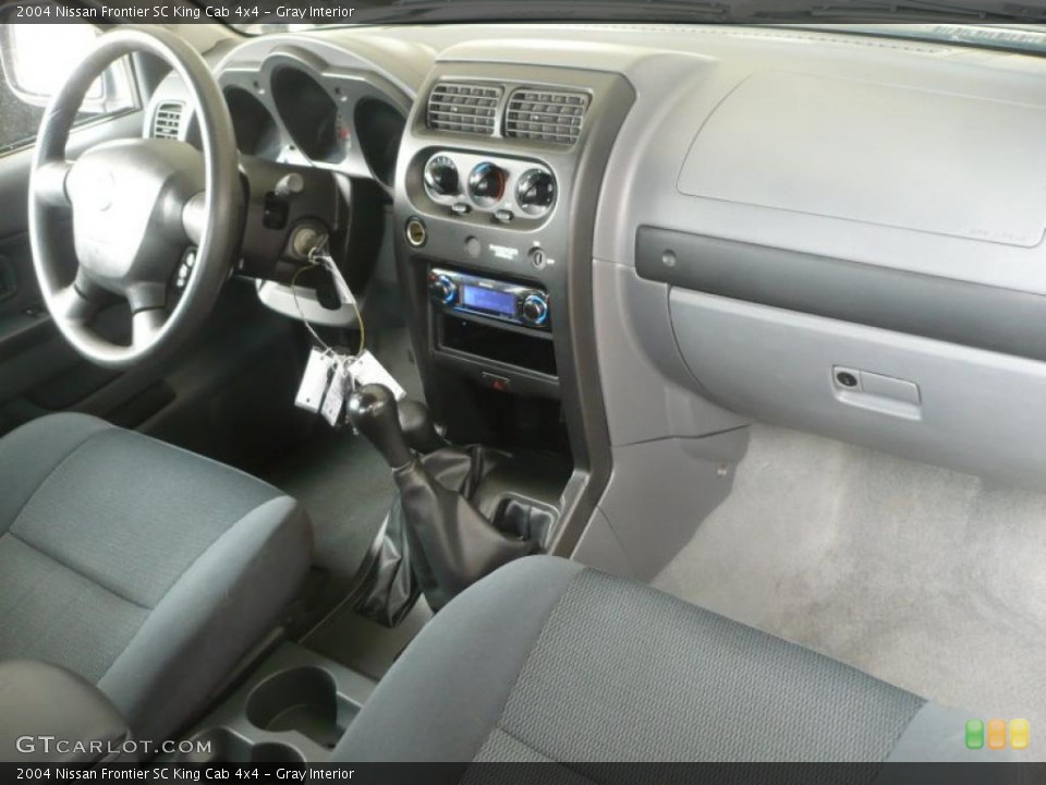Gray Interior Dashboard for the 2004 Nissan Frontier SC King Cab 4x4 #47213876