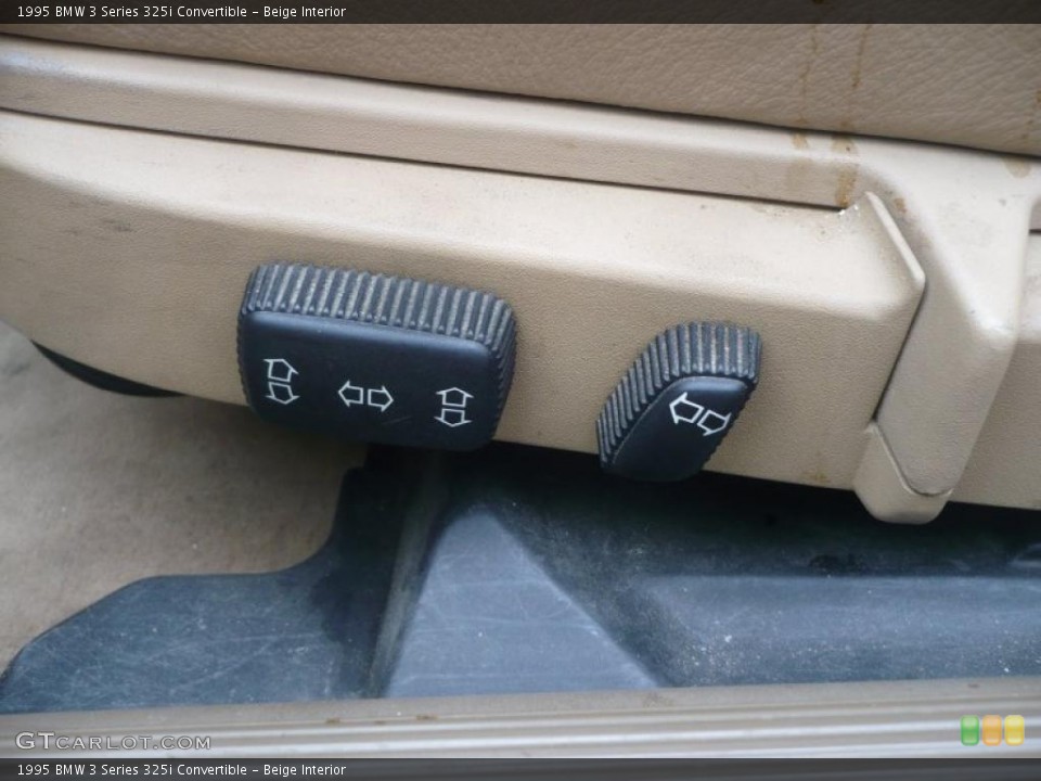 Beige Interior Controls for the 1995 BMW 3 Series 325i Convertible #47214902