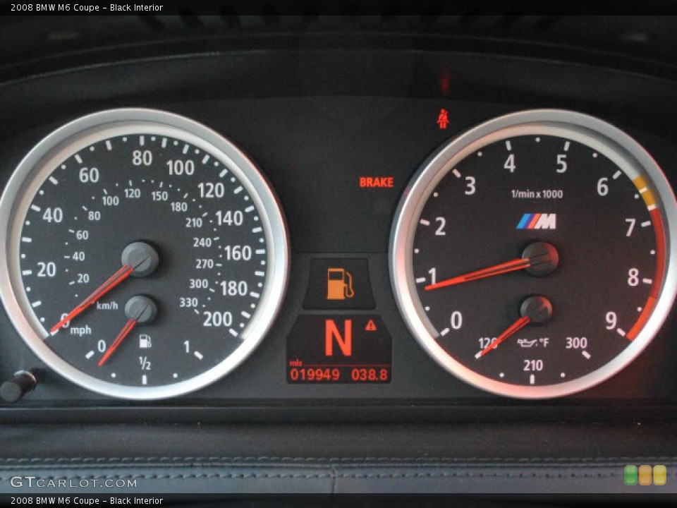Black Interior Gauges for the 2008 BMW M6 Coupe #47220224