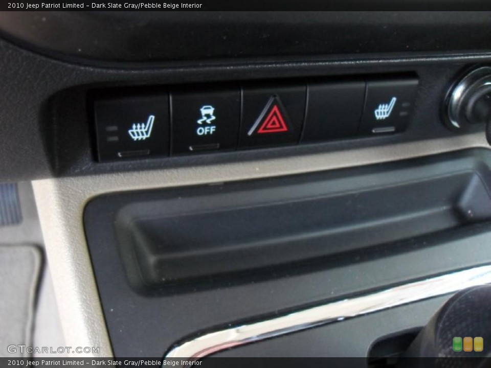 Dark Slate Gray/Pebble Beige Interior Controls for the 2010 Jeep Patriot Limited #47220902