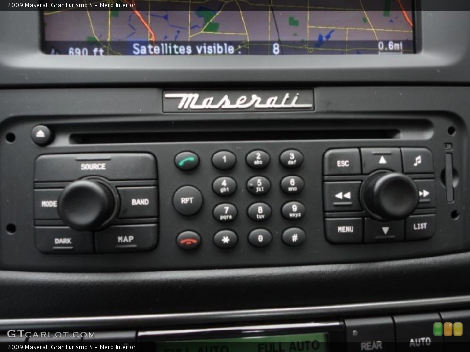 Nero Interior Controls for the 2009 Maserati GranTurismo S #47221424