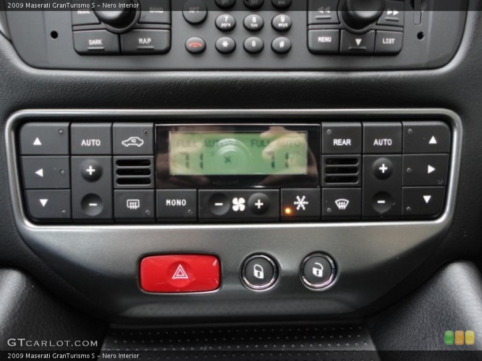 Nero Interior Controls for the 2009 Maserati GranTurismo S #47221440