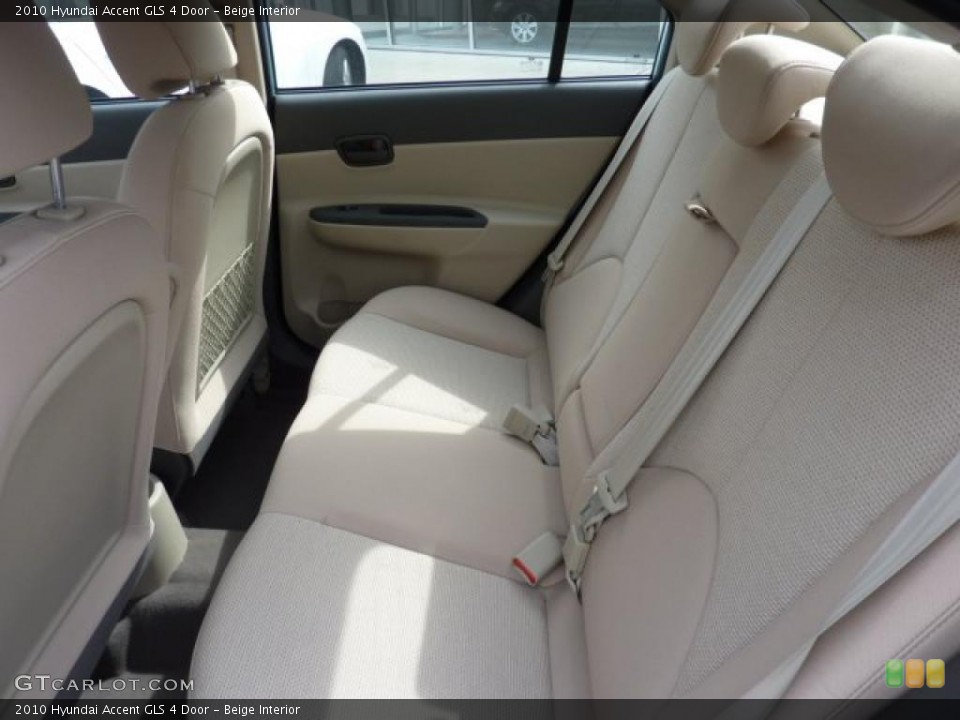 Beige 2010 Hyundai Accent Interiors