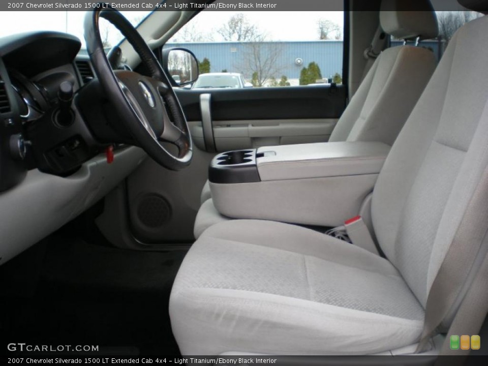 Light Titanium/Ebony Black Interior Photo for the 2007 Chevrolet Silverado 1500 LT Extended Cab 4x4 #47230022