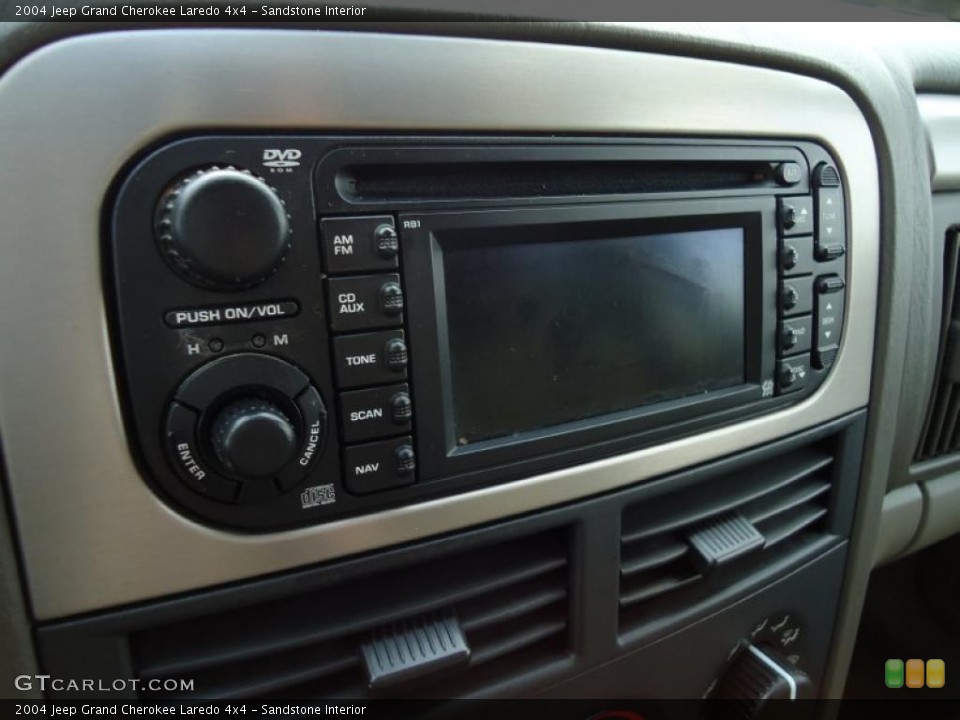 Sandstone Interior Controls for the 2004 Jeep Grand Cherokee Laredo 4x4 #47231024