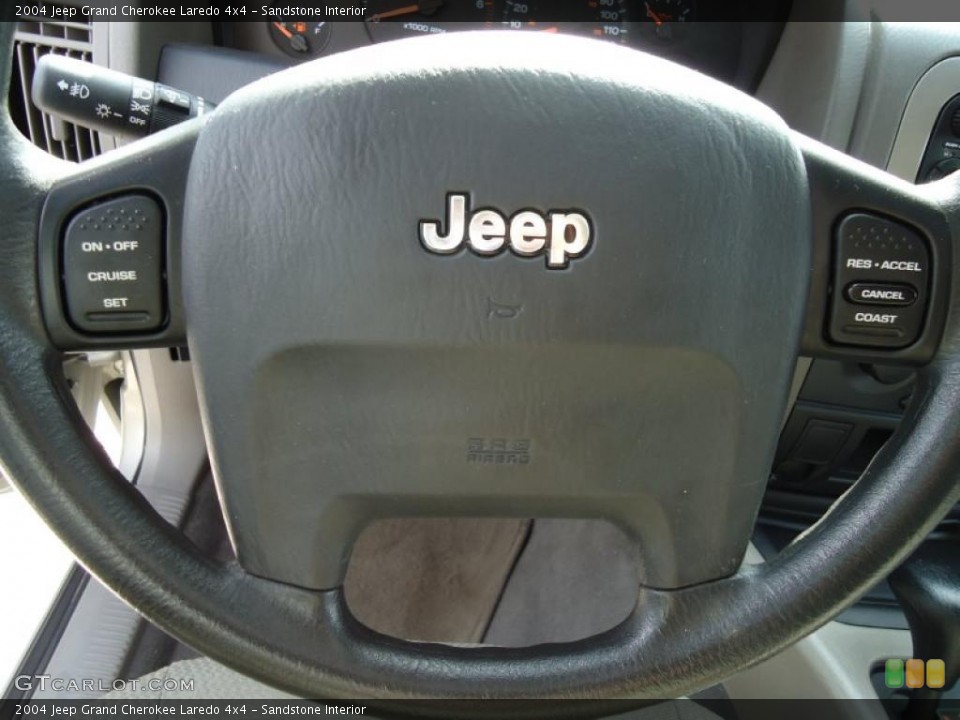 Sandstone Interior Controls for the 2004 Jeep Grand Cherokee Laredo 4x4 #47231084