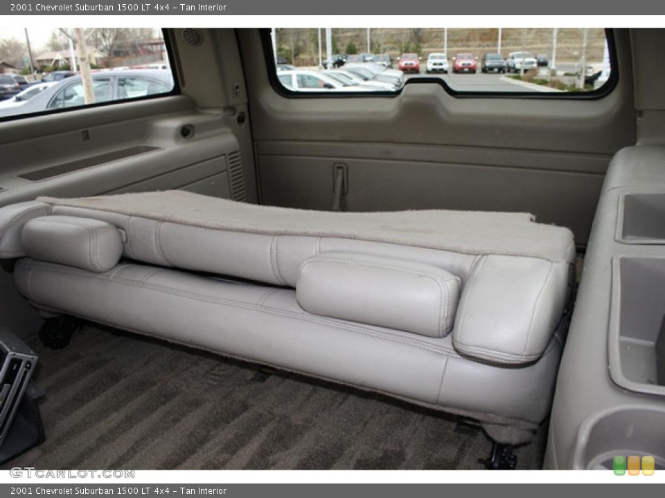 Tan Interior Photo for the 2001 Chevrolet Suburban 1500 LT 4x4 #47233829