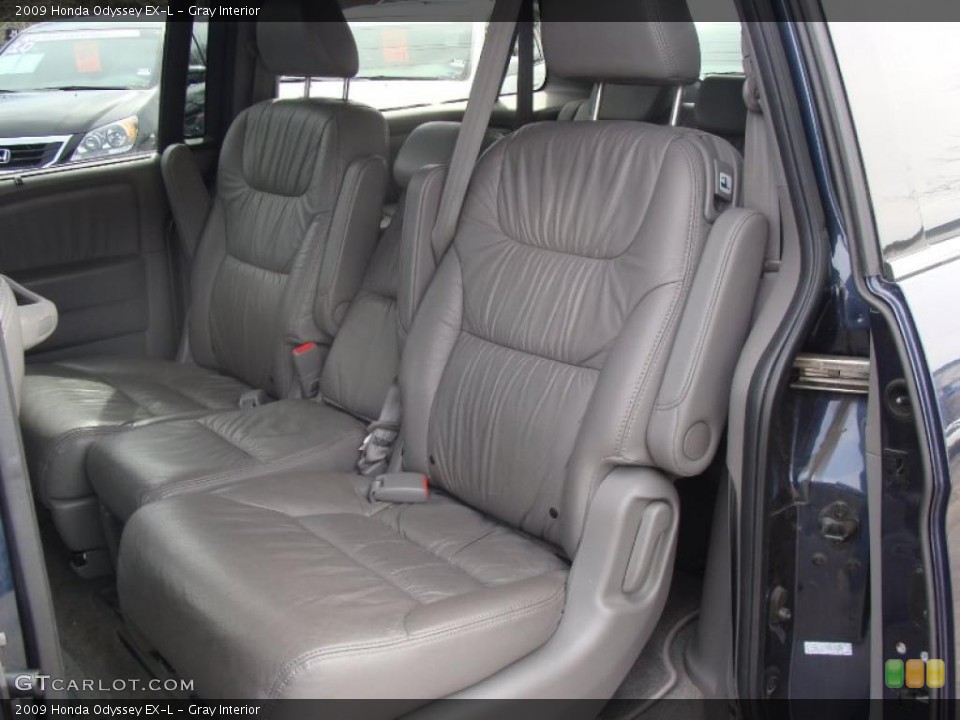 Gray Interior Photo for the 2009 Honda Odyssey EX-L #47236844