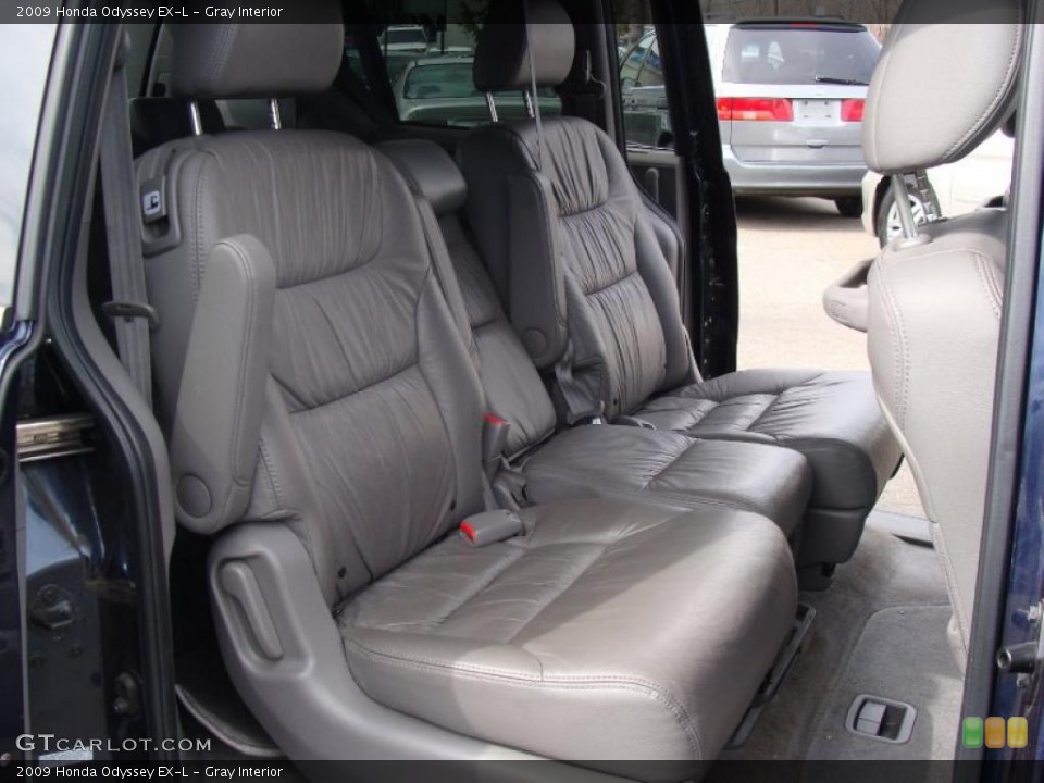 Gray Interior Photo for the 2009 Honda Odyssey EX-L #47236868