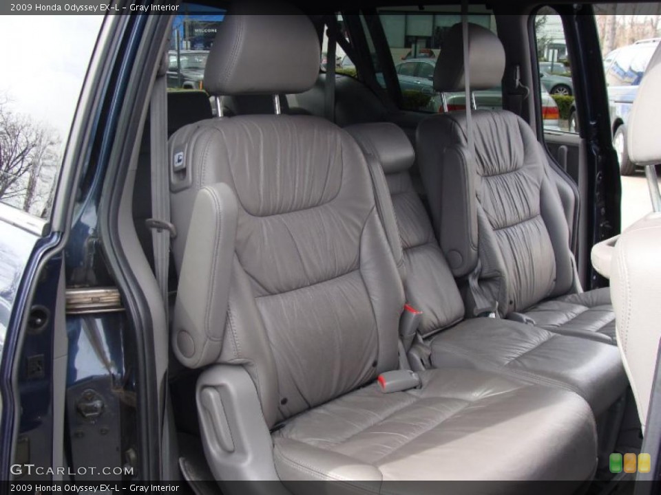 Gray Interior Photo for the 2009 Honda Odyssey EX-L #47236880