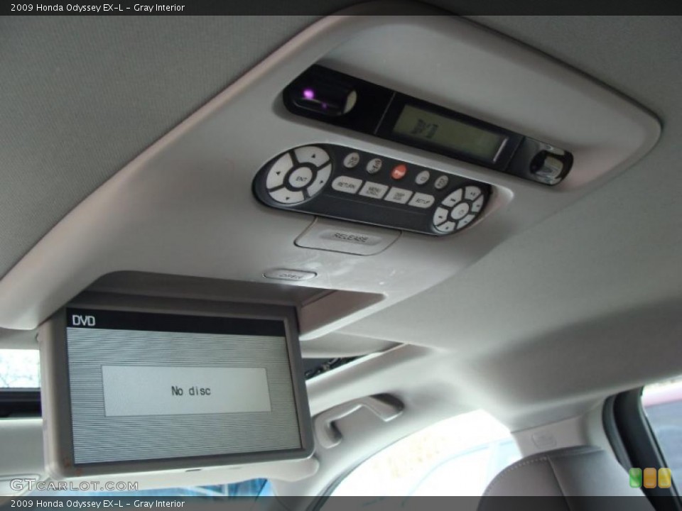 Gray Interior Controls for the 2009 Honda Odyssey EX-L #47236892