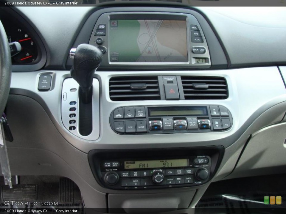 Gray Interior Navigation for the 2009 Honda Odyssey EX-L #47236916
