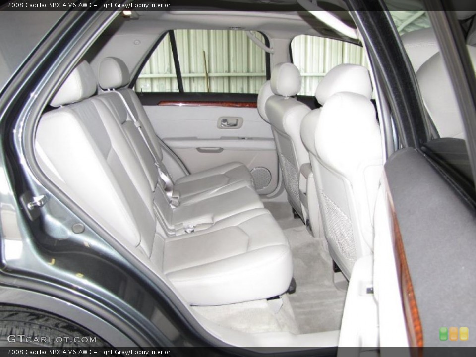 Light Gray/Ebony Interior Photo for the 2008 Cadillac SRX 4 V6 AWD #47237069