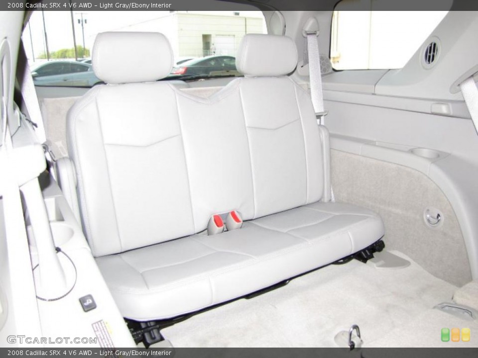 Light Gray/Ebony Interior Photo for the 2008 Cadillac SRX 4 V6 AWD #47237078