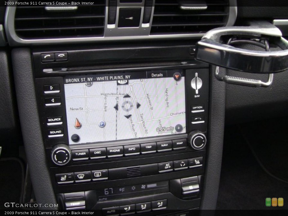 Black Interior Navigation for the 2009 Porsche 911 Carrera S Coupe #47239622