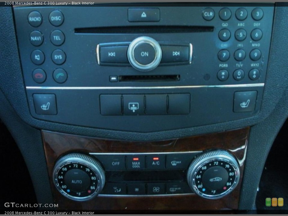 Black Interior Controls for the 2008 Mercedes-Benz C 300 Luxury #47241509